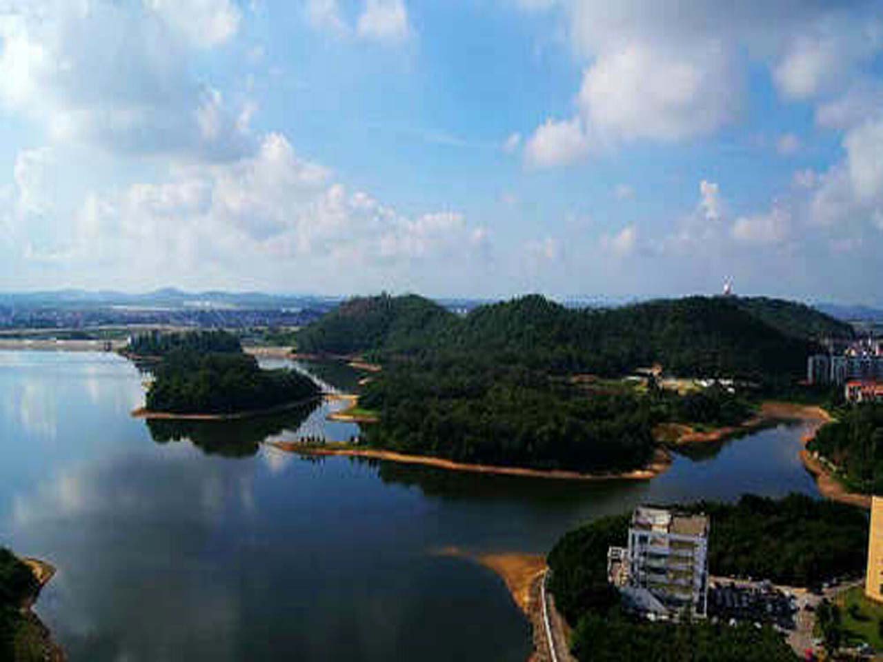 鸳鸯湖景区