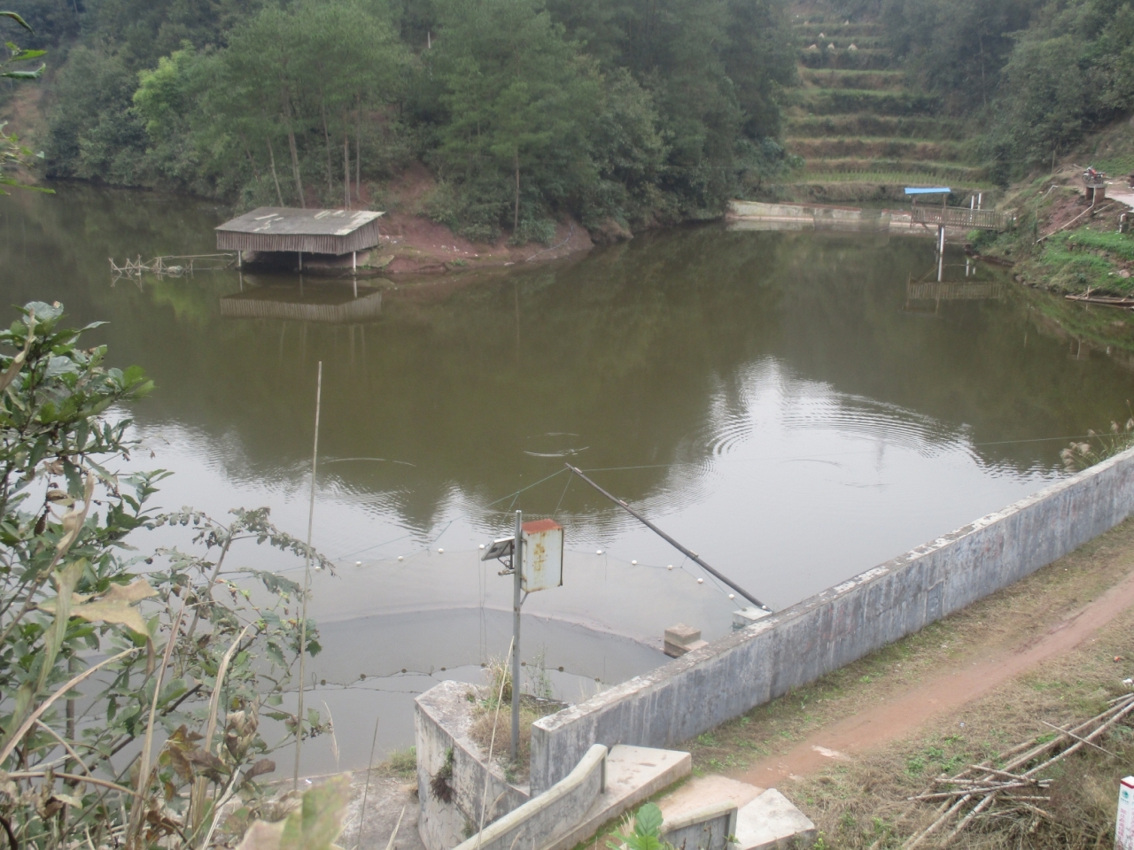 龙洪水库