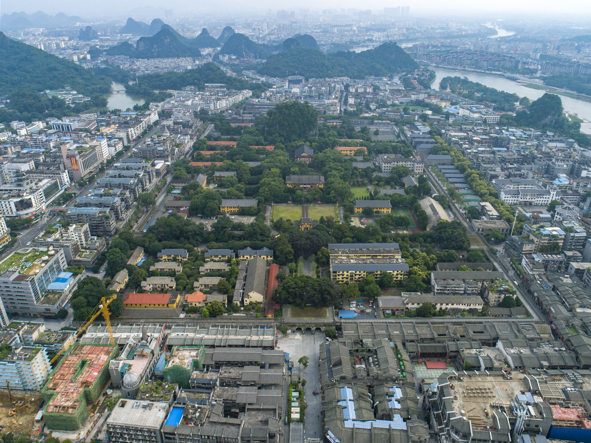 秀峰区