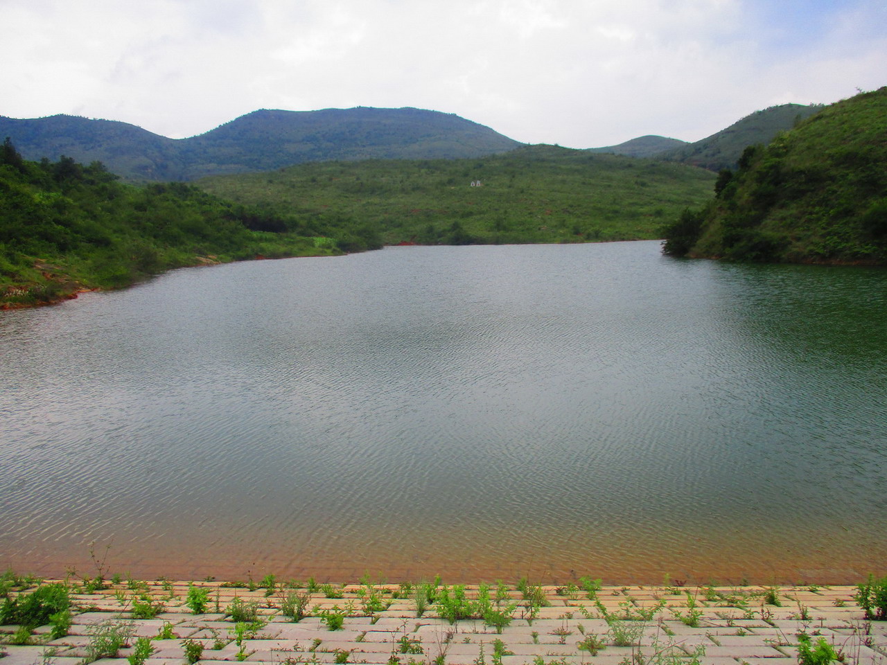 雾路河水库