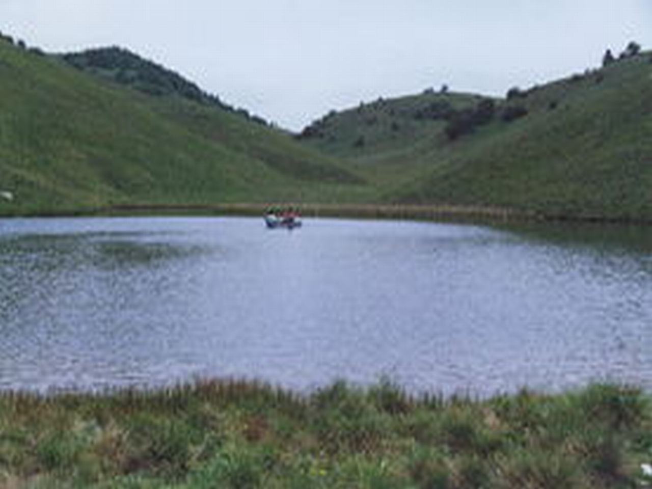 巴山湫池