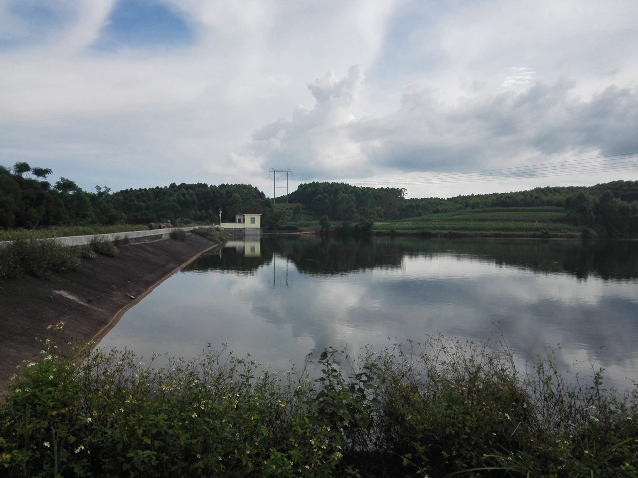 黄绿水库