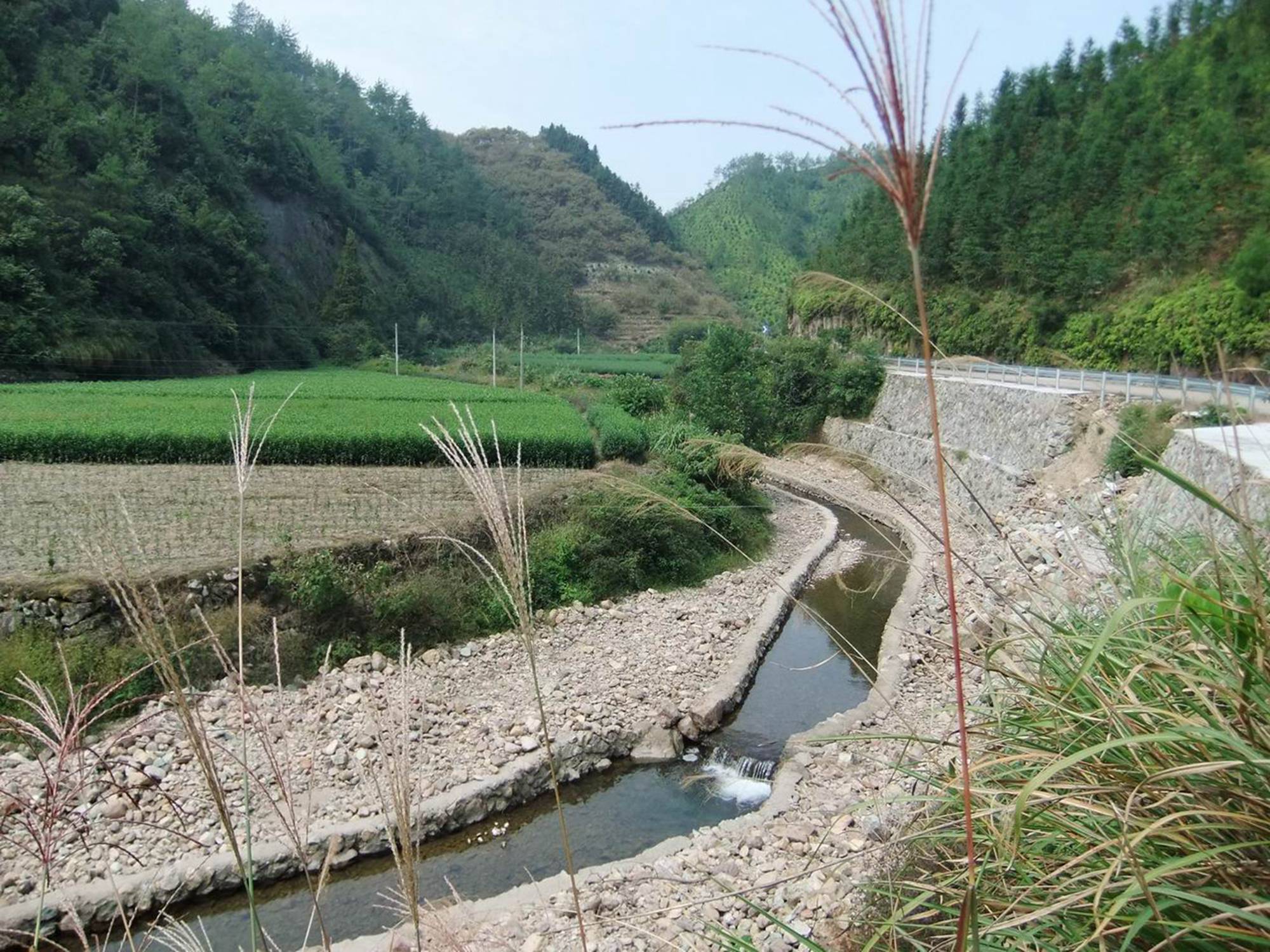 花溪十八湾漂流