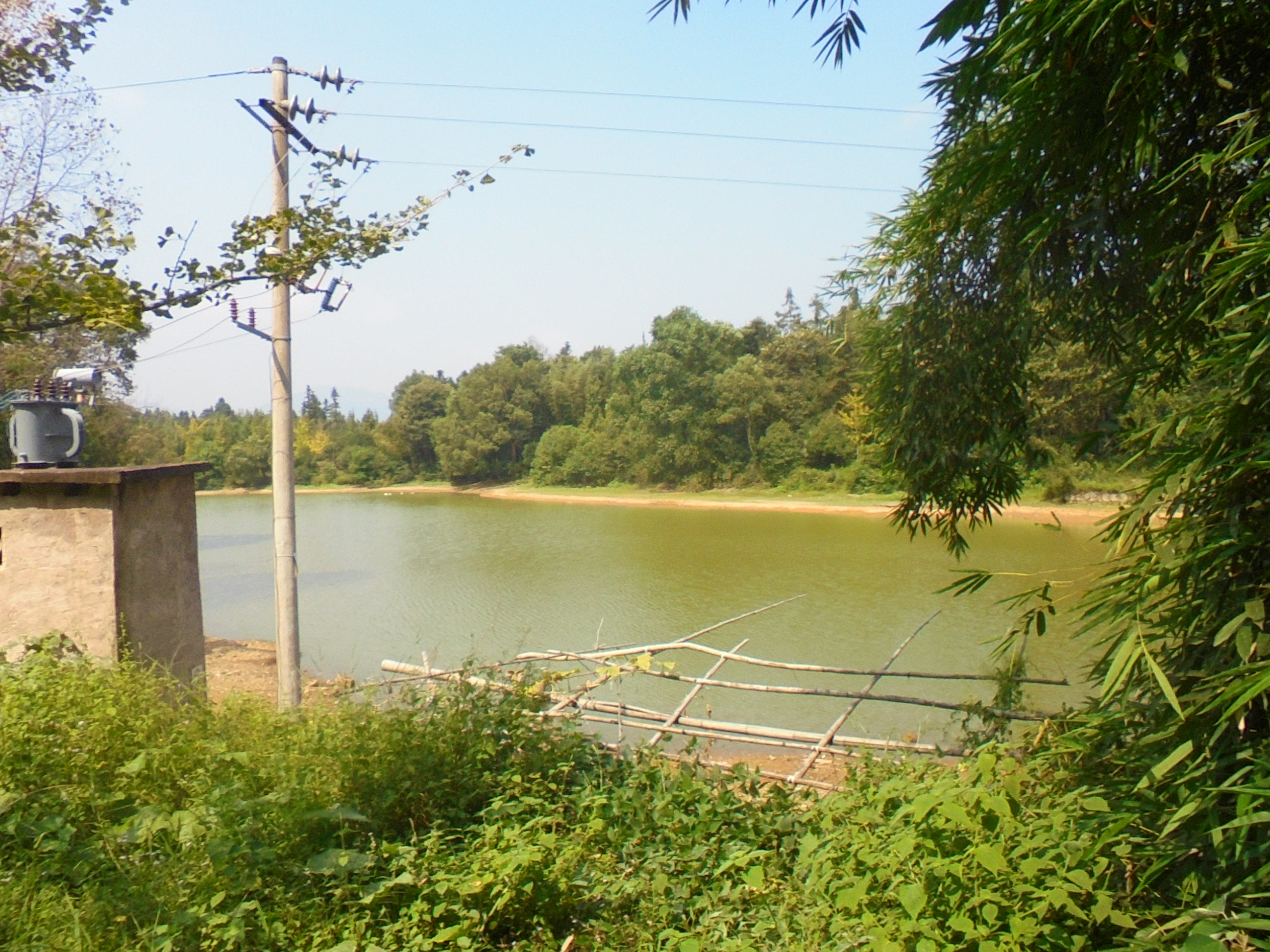 长冲石水库