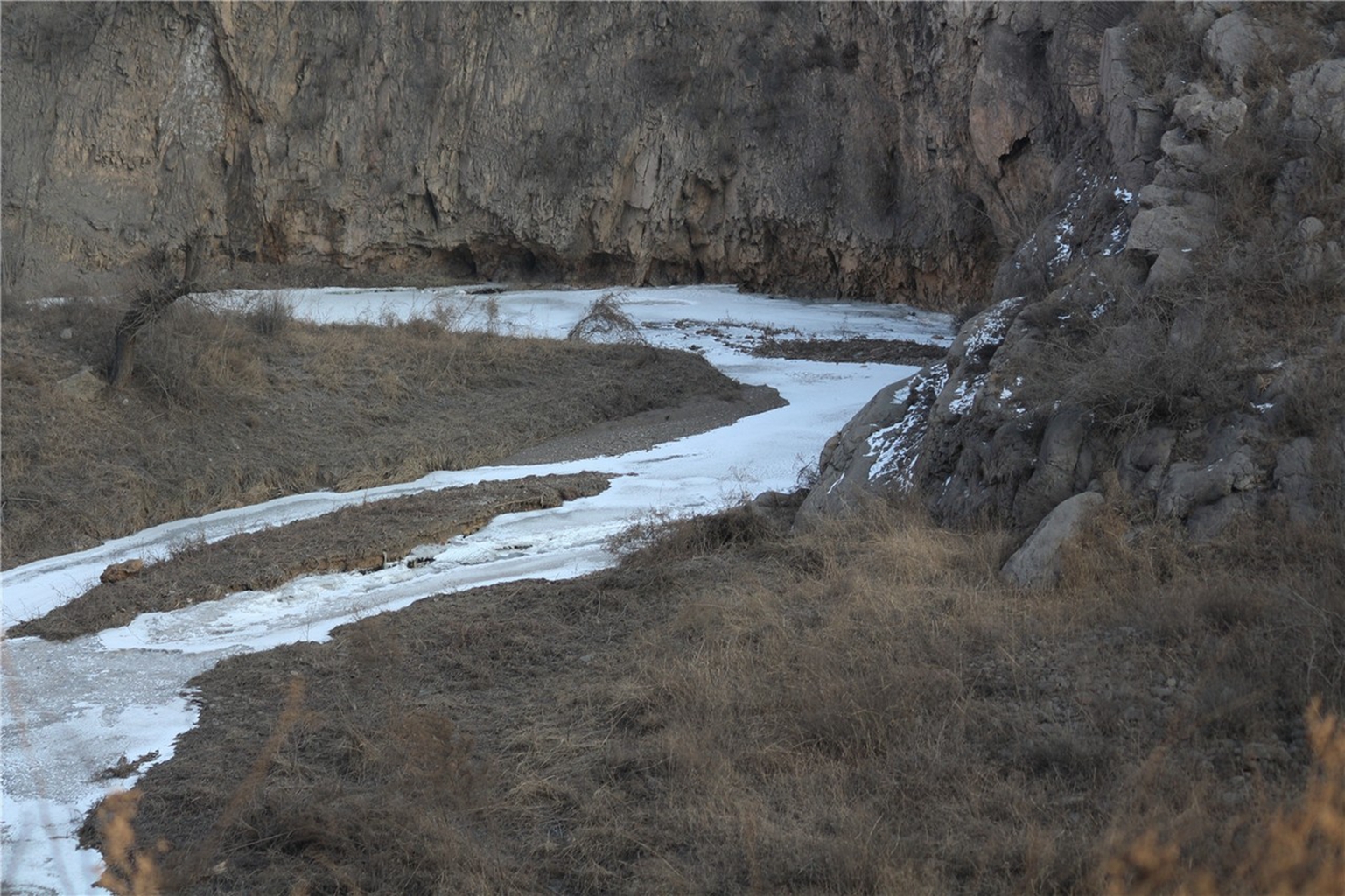 清水河蛤蟆石村2号河湾