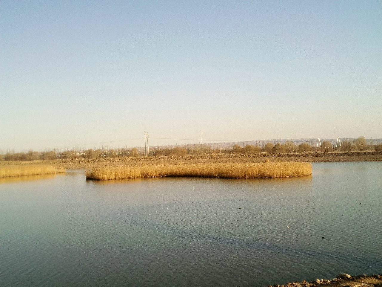 燕鸽湖