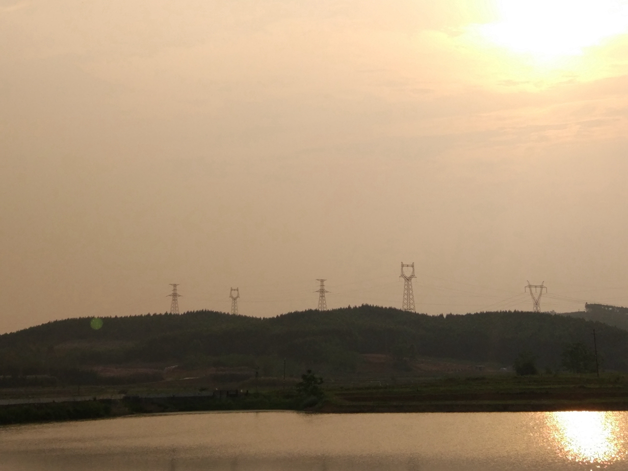 龙汉洲