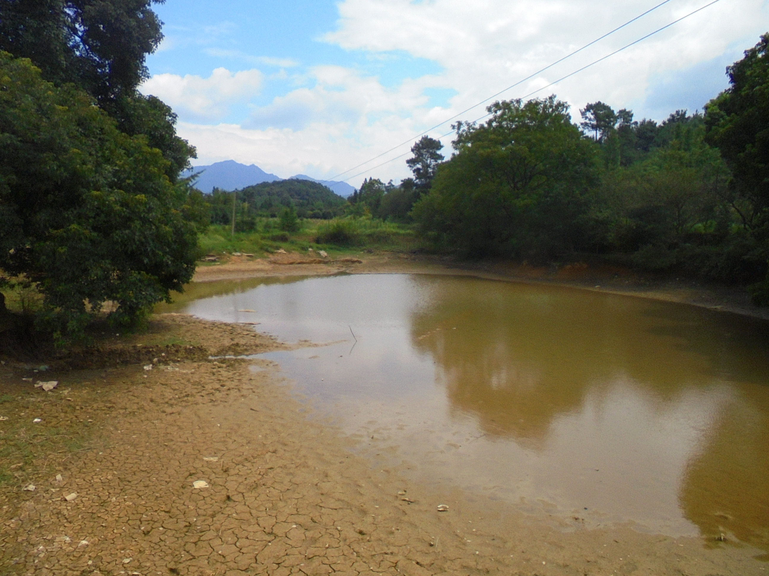 水源山水库