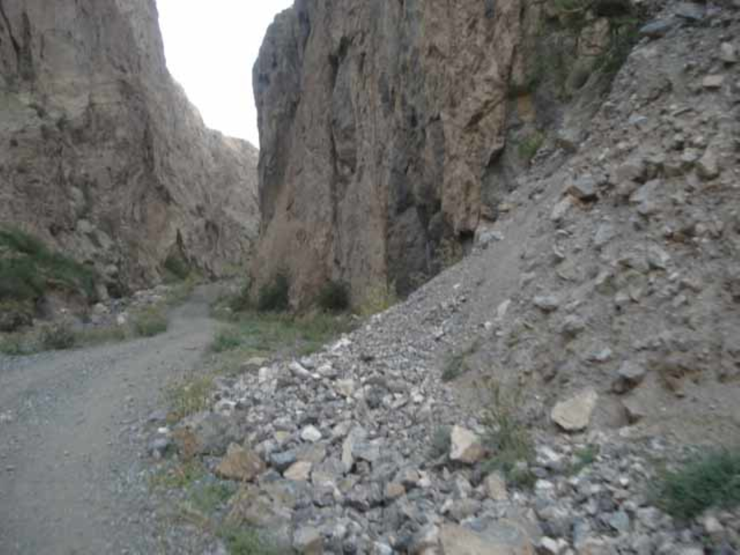 古勒滚纳克峡谷