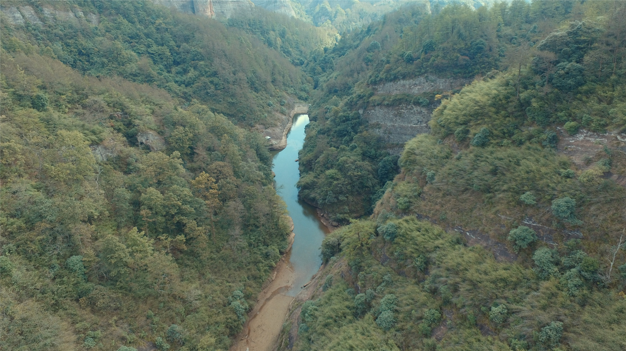 窄古冲水库