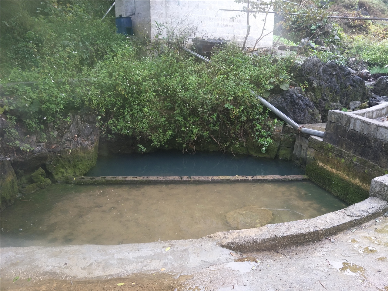 三潮水