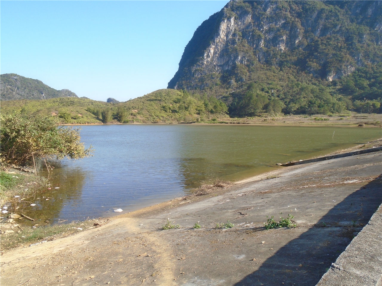 新地坑水库