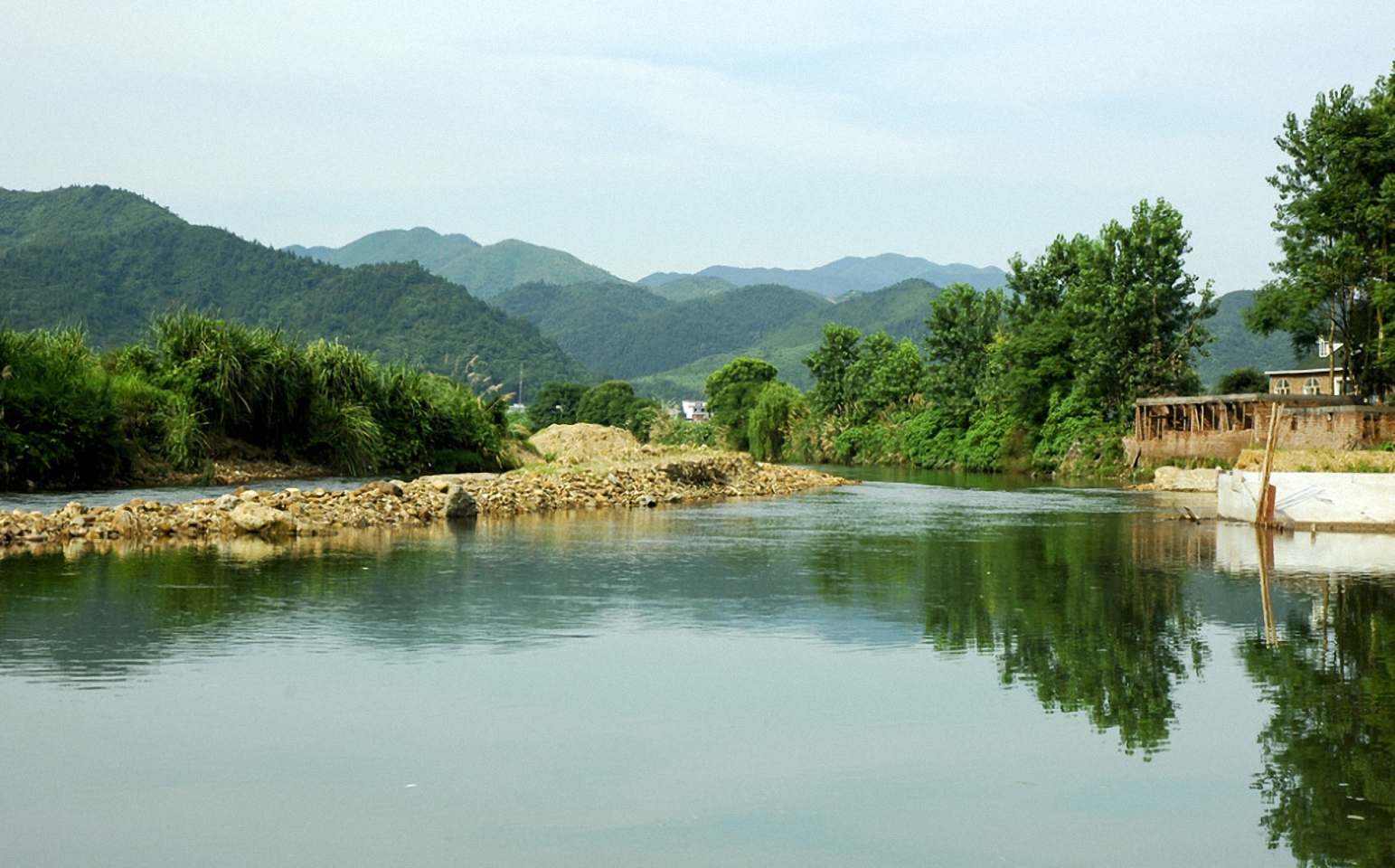 中胡水库