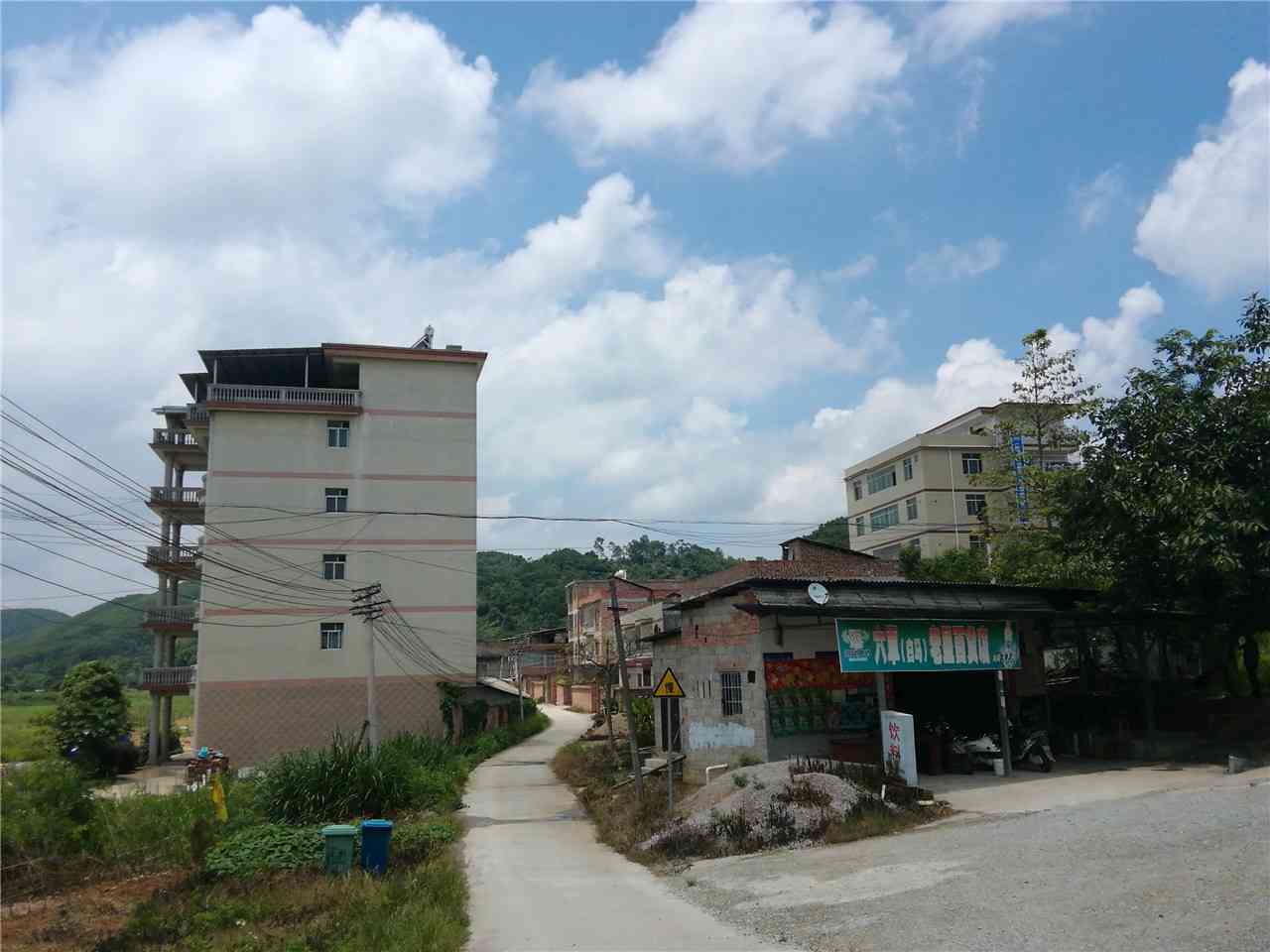 高峰河