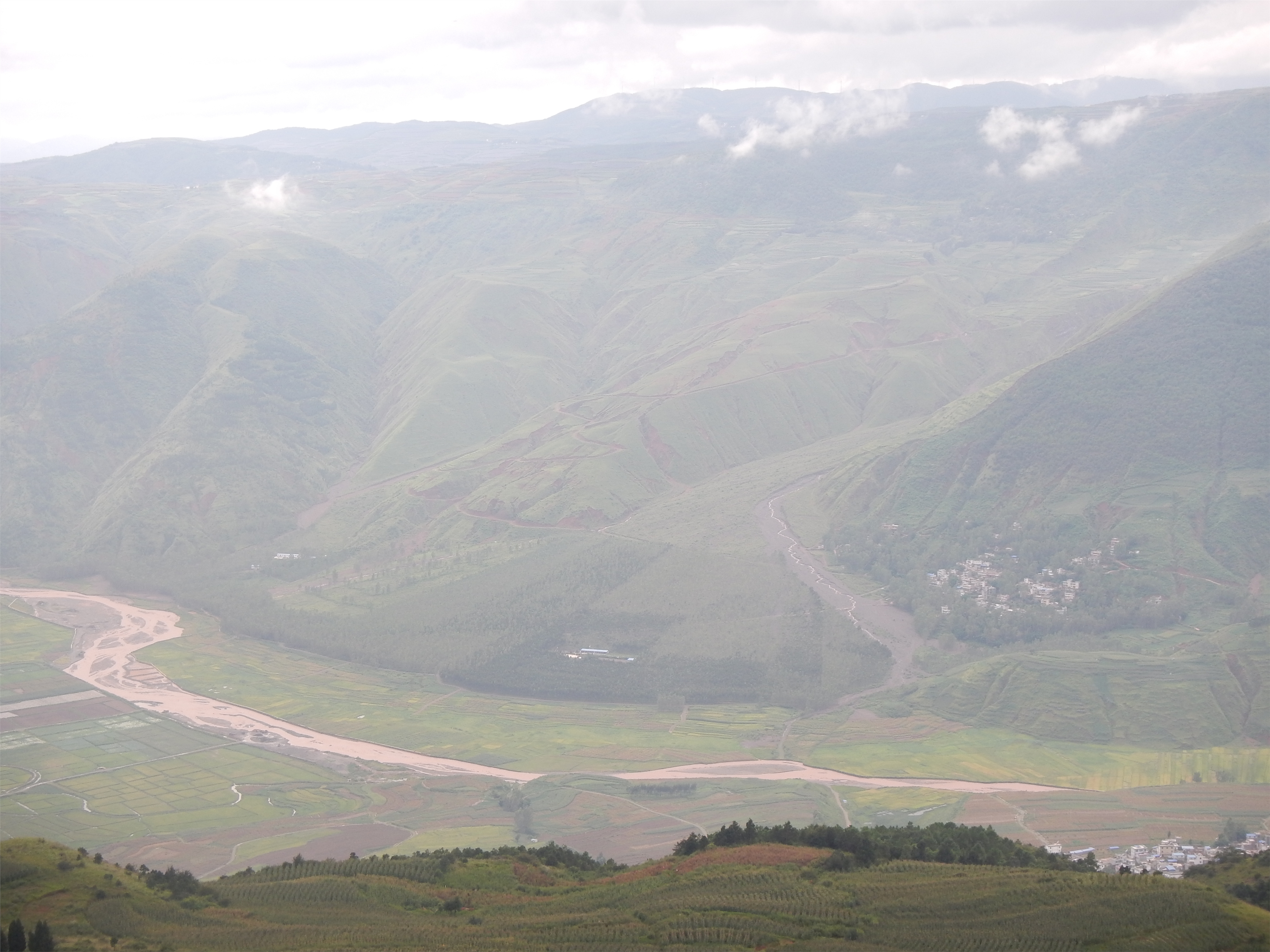 洛泽河峡谷