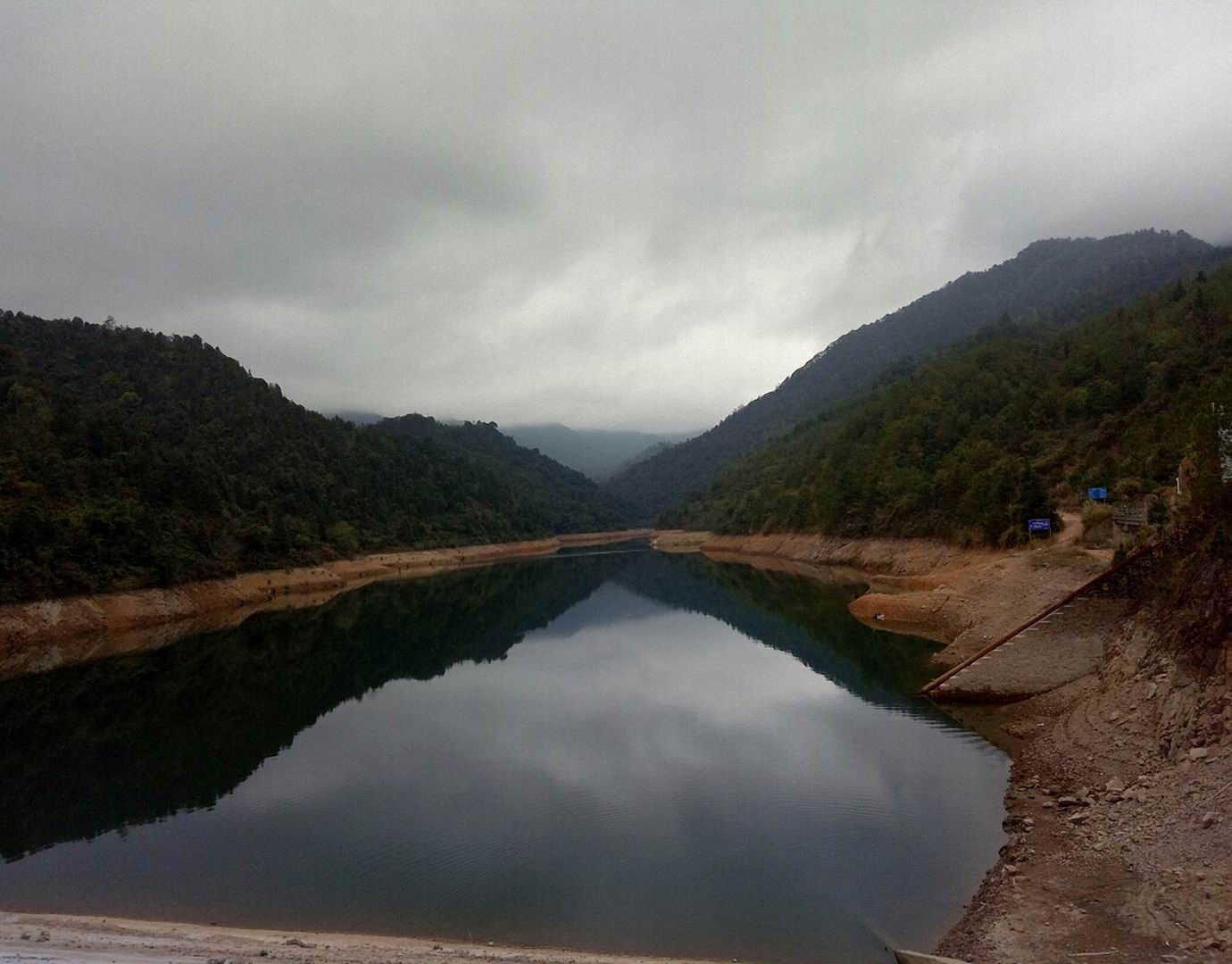 鹤湖水库