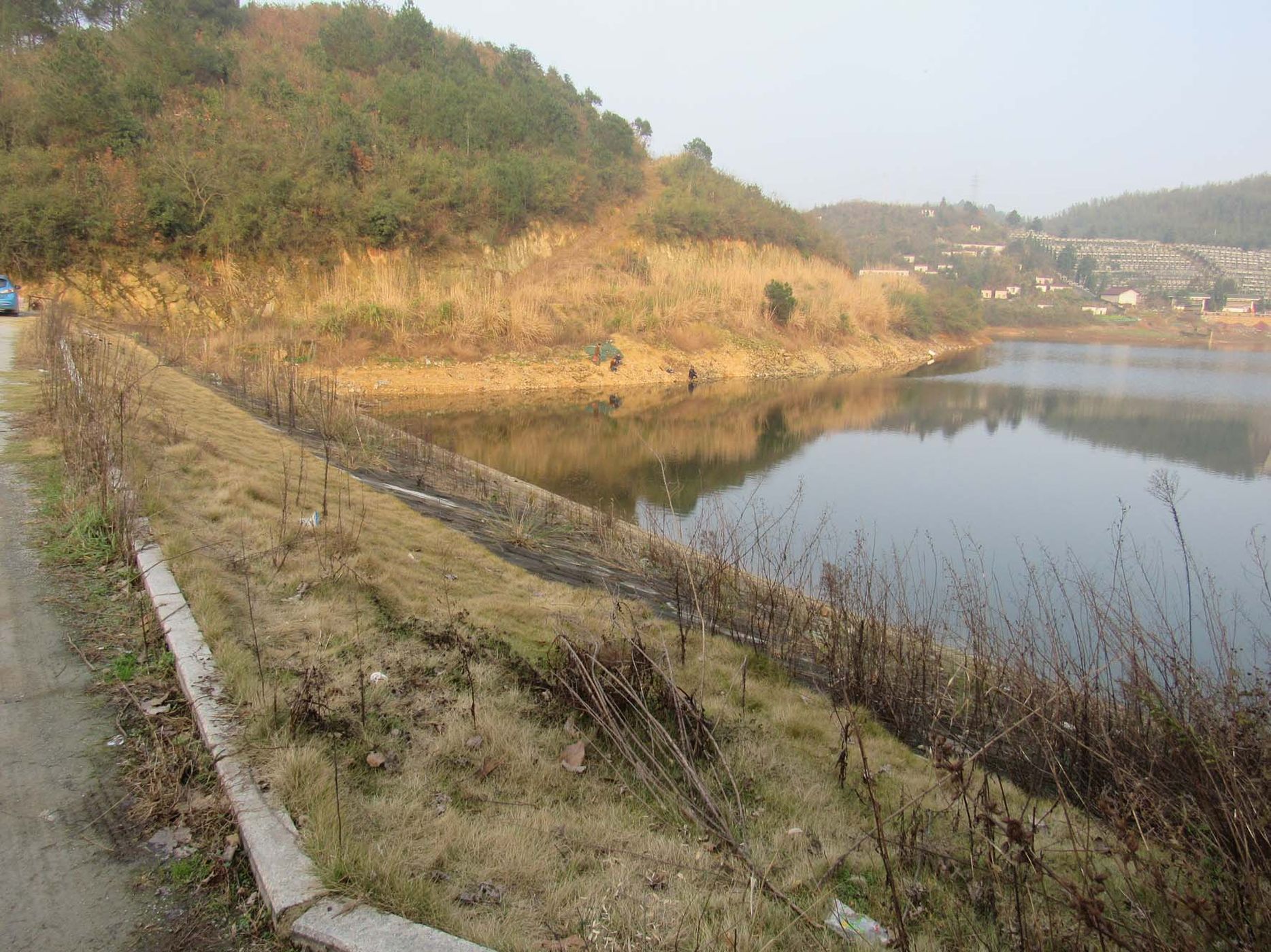 泉水冲水库