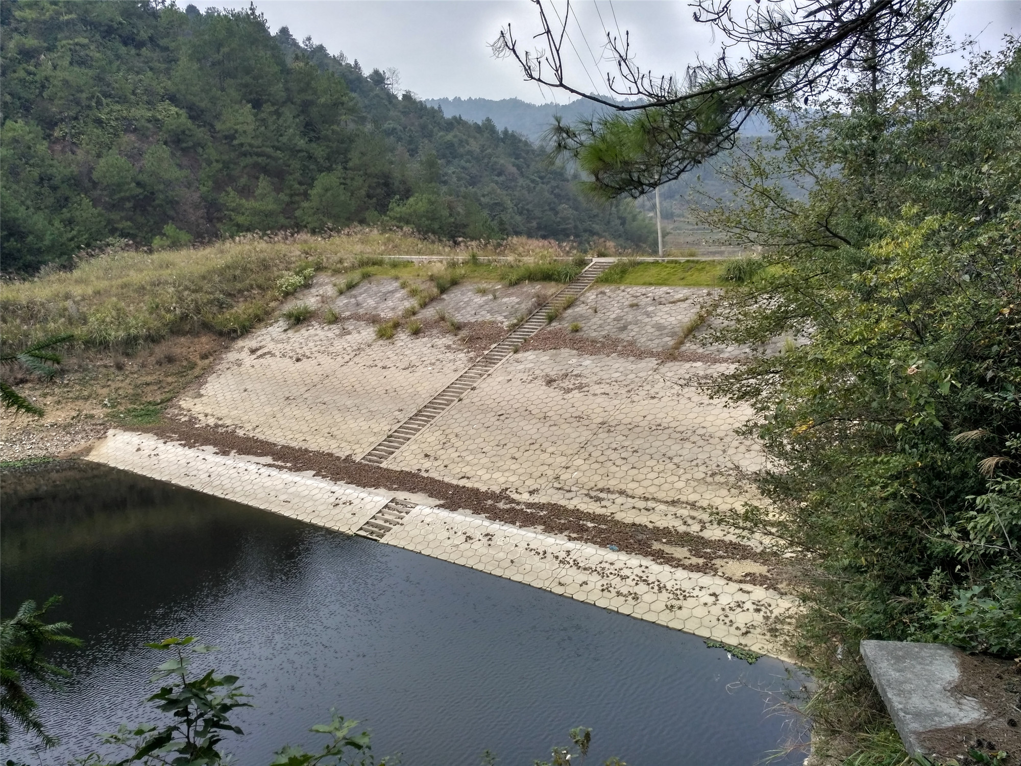 跃进水库