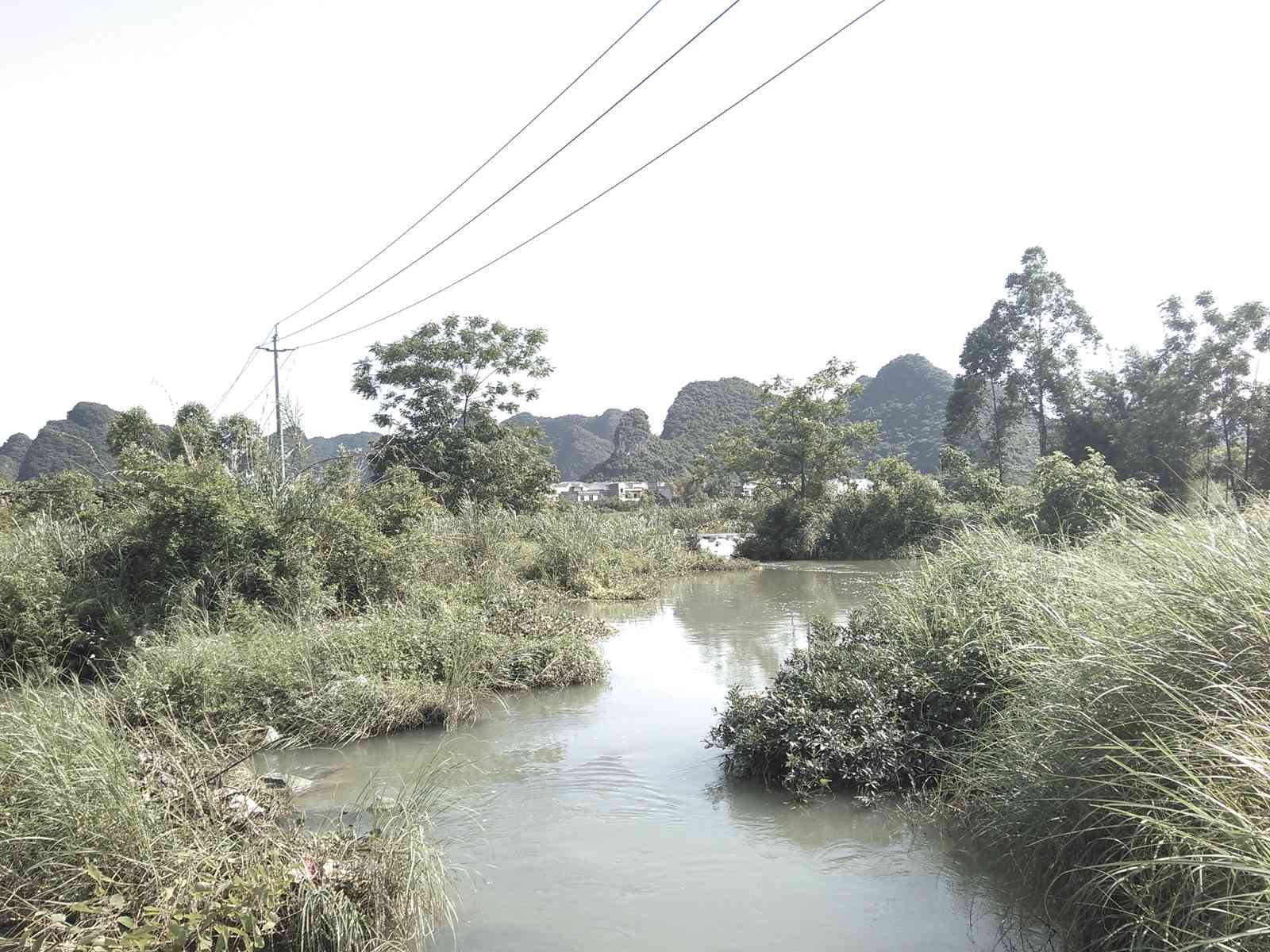 太阳河