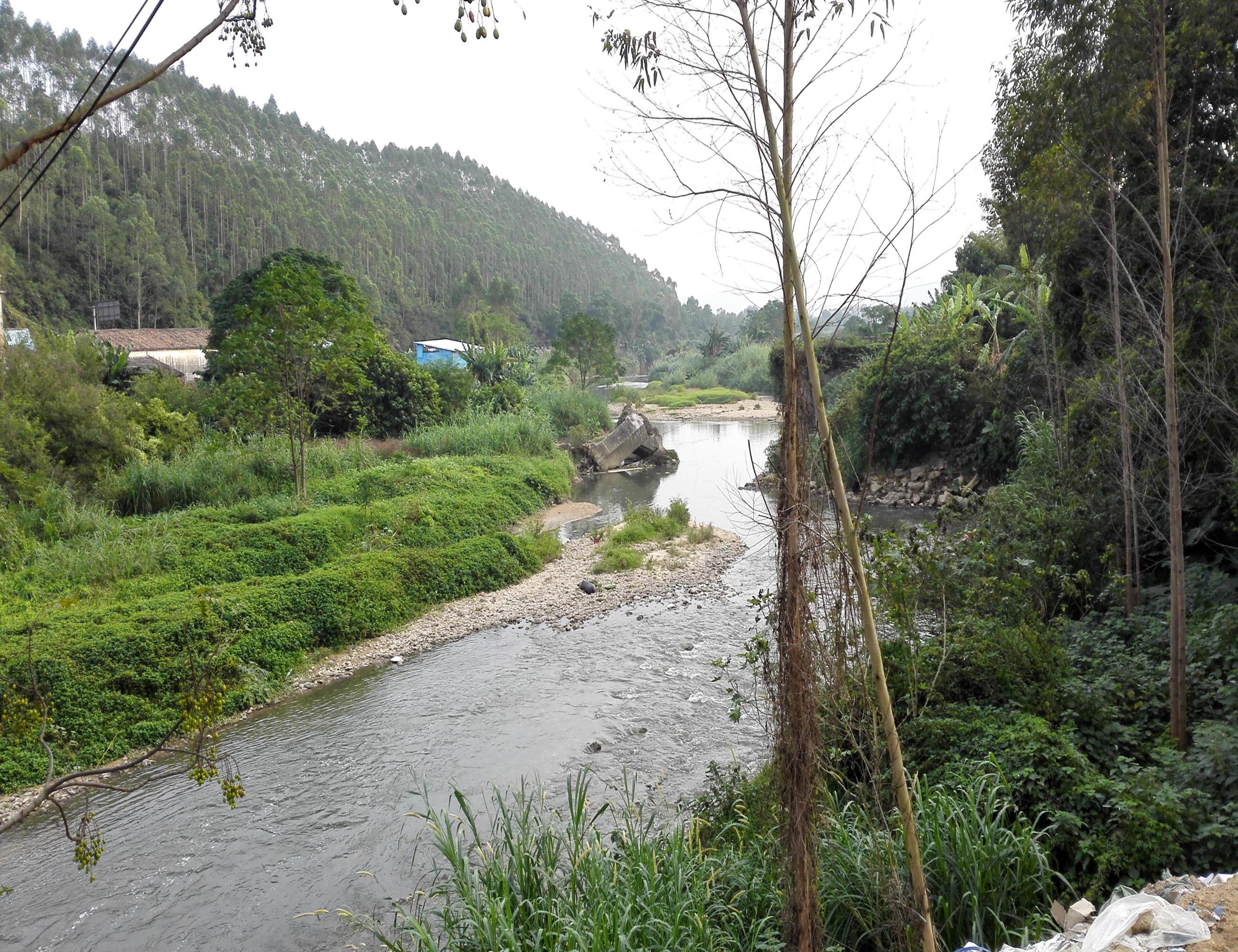 址山河