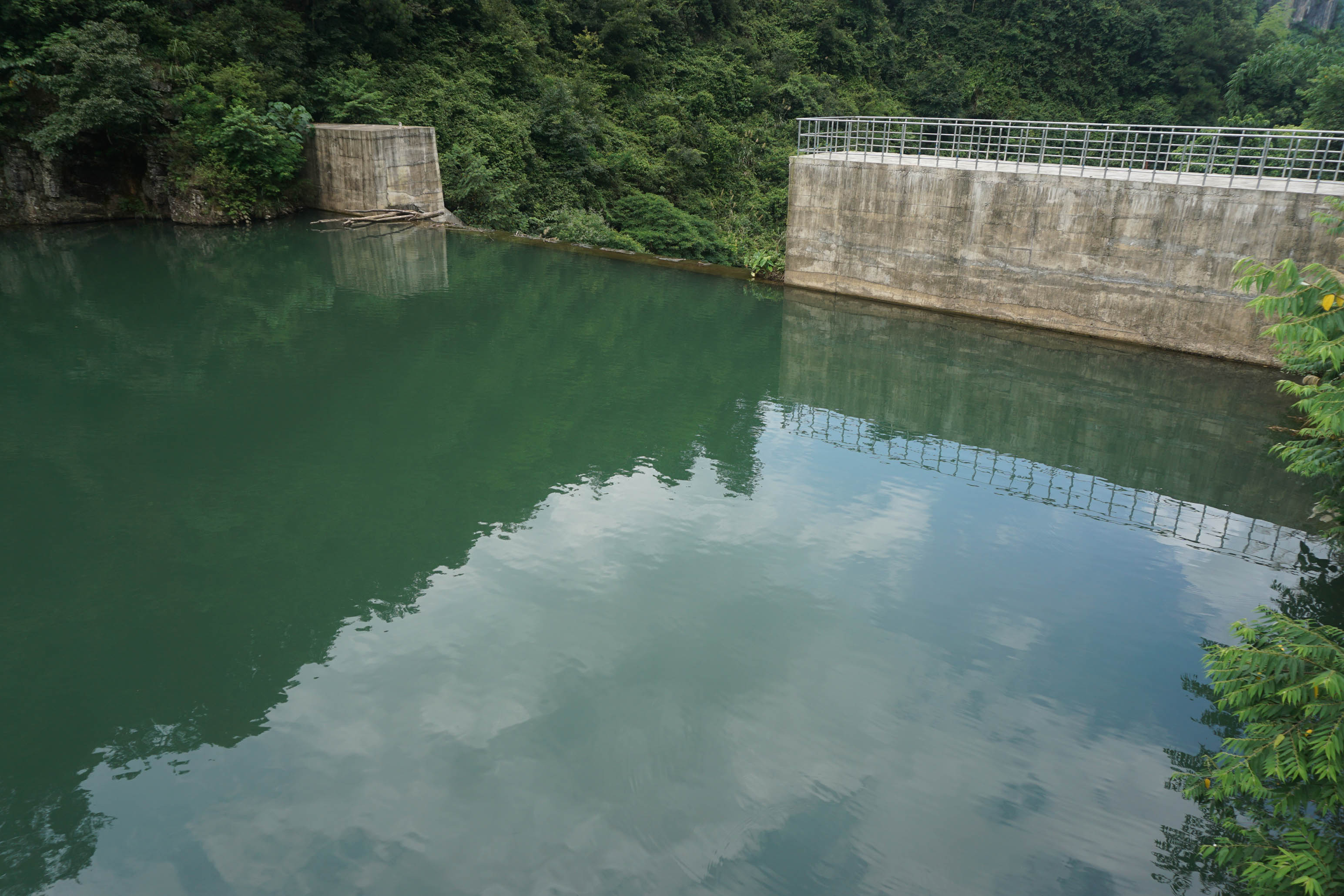 白泥塘水库