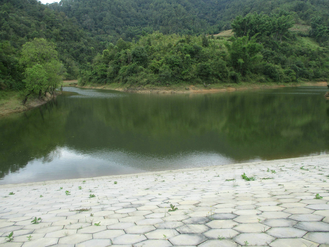 岩房田水库