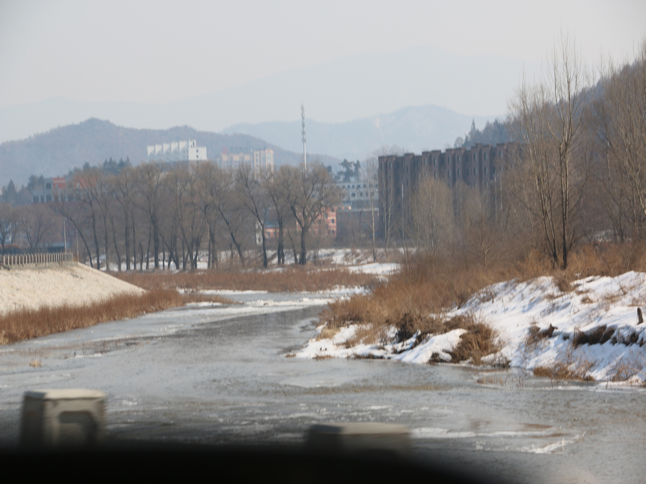 鳌龙河