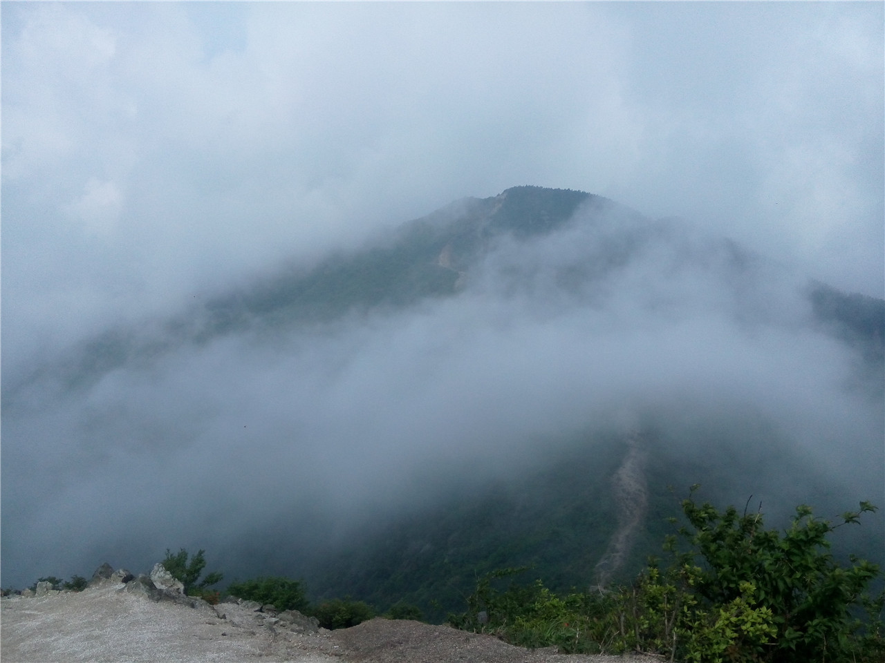 黄龙山风景区