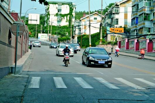 六里山南路