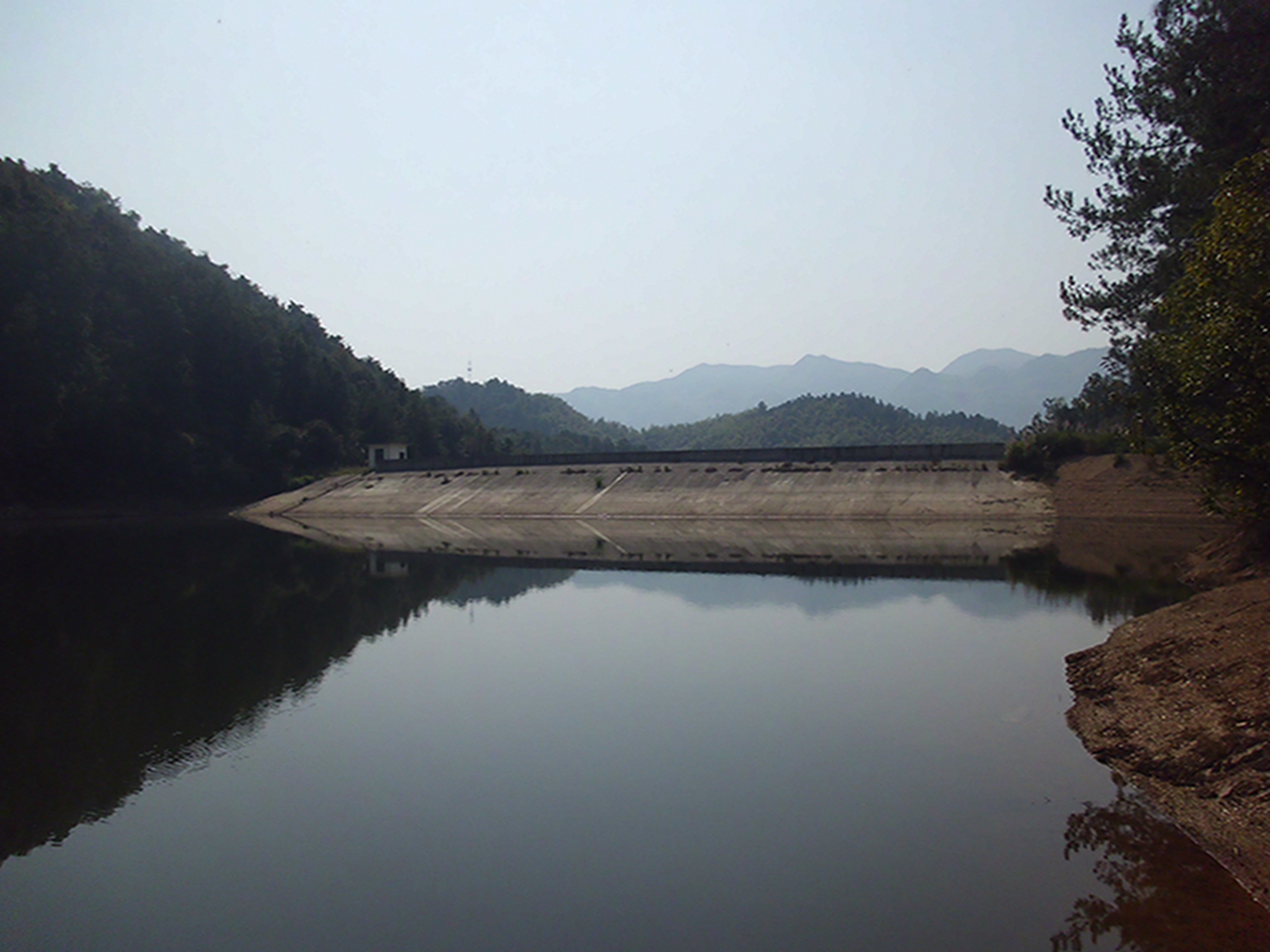 钟家山水库