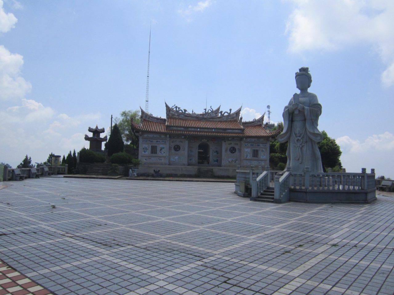 百丈岩风景区