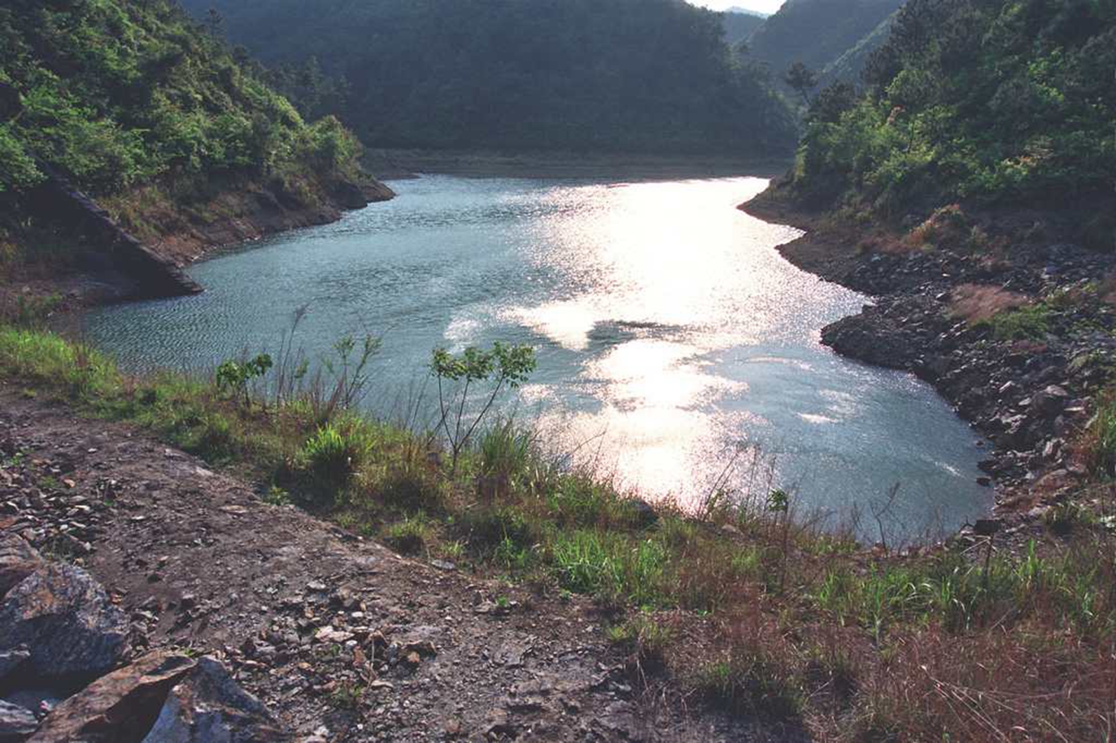 进山水库