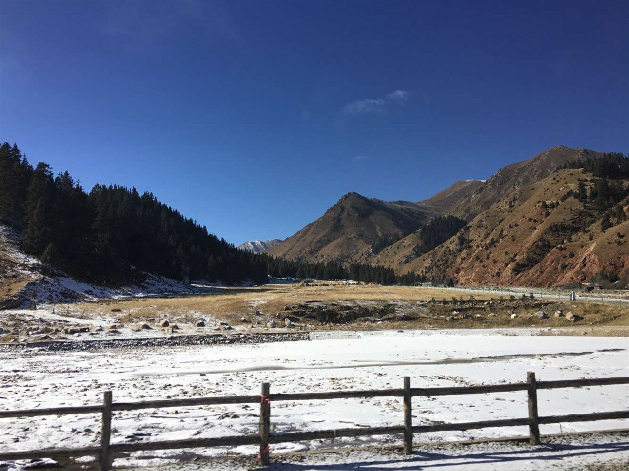 青海奥斯陆雪道冰雪世界