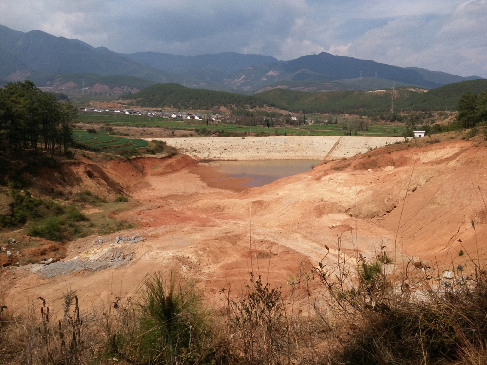 东边红土台水闸小水库