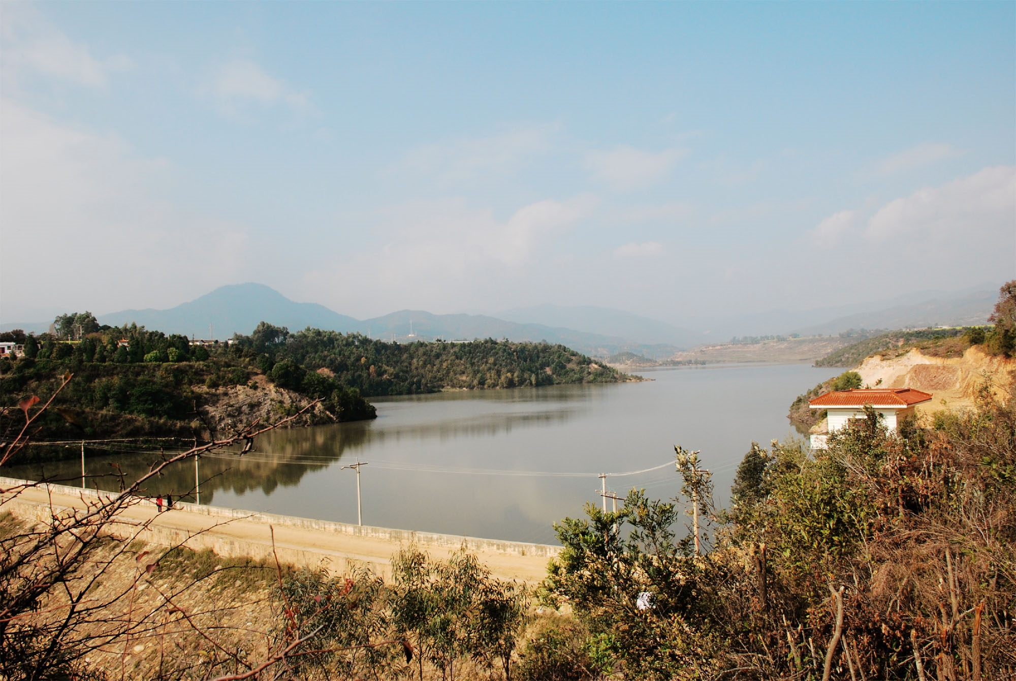 尼白租水库