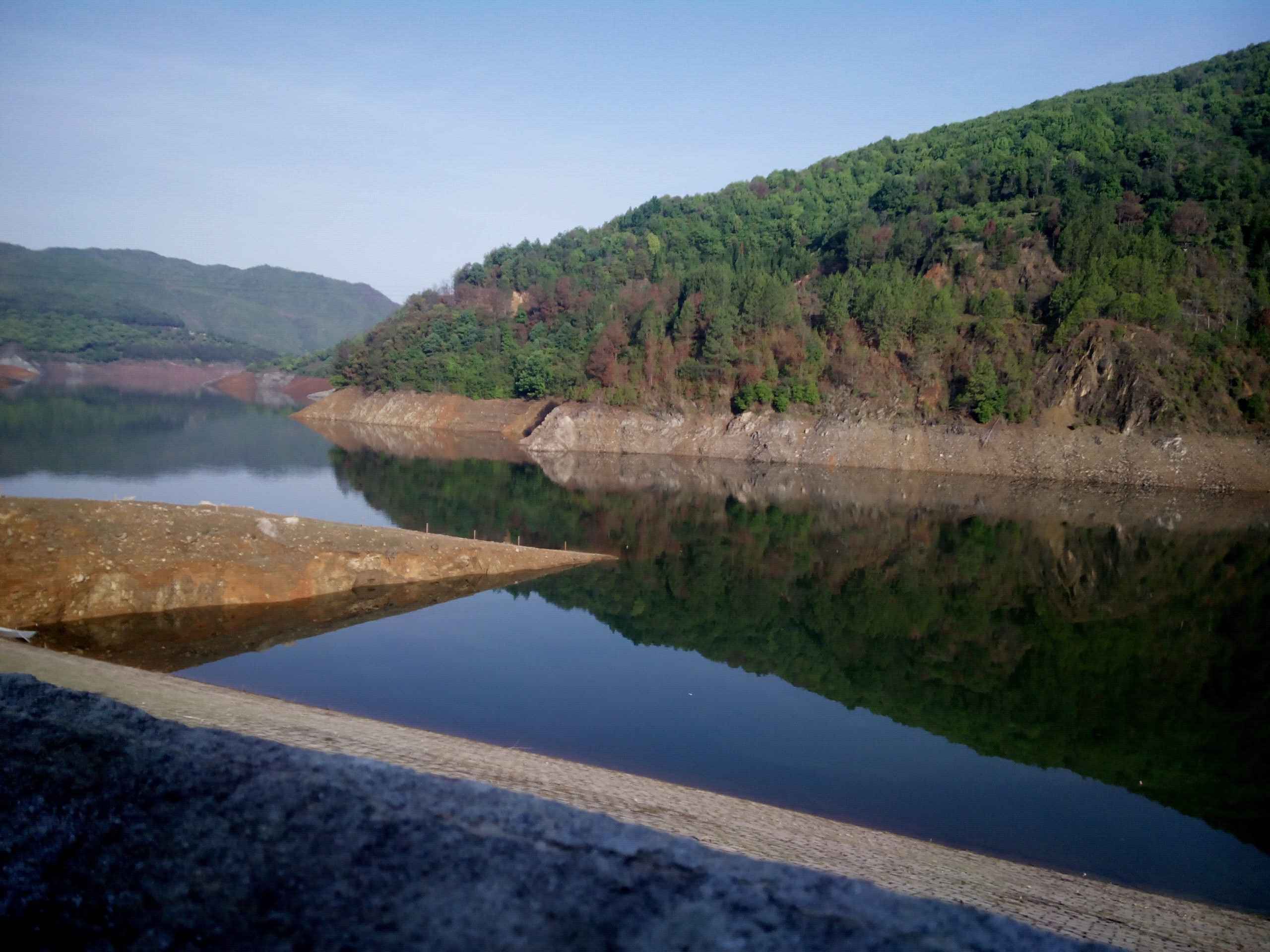 黄草坝水库