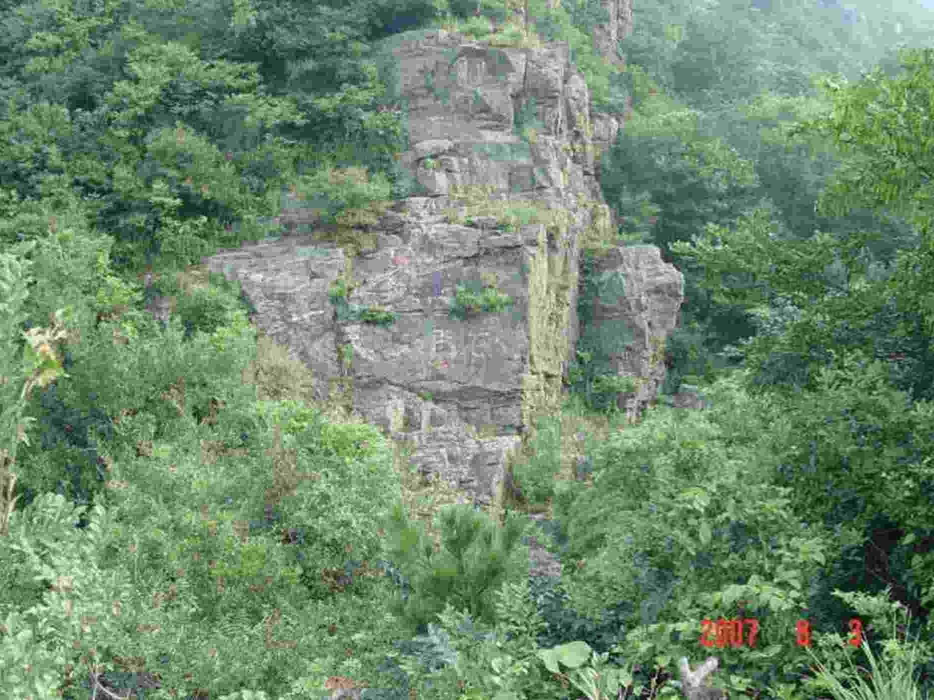 横山石门石刻