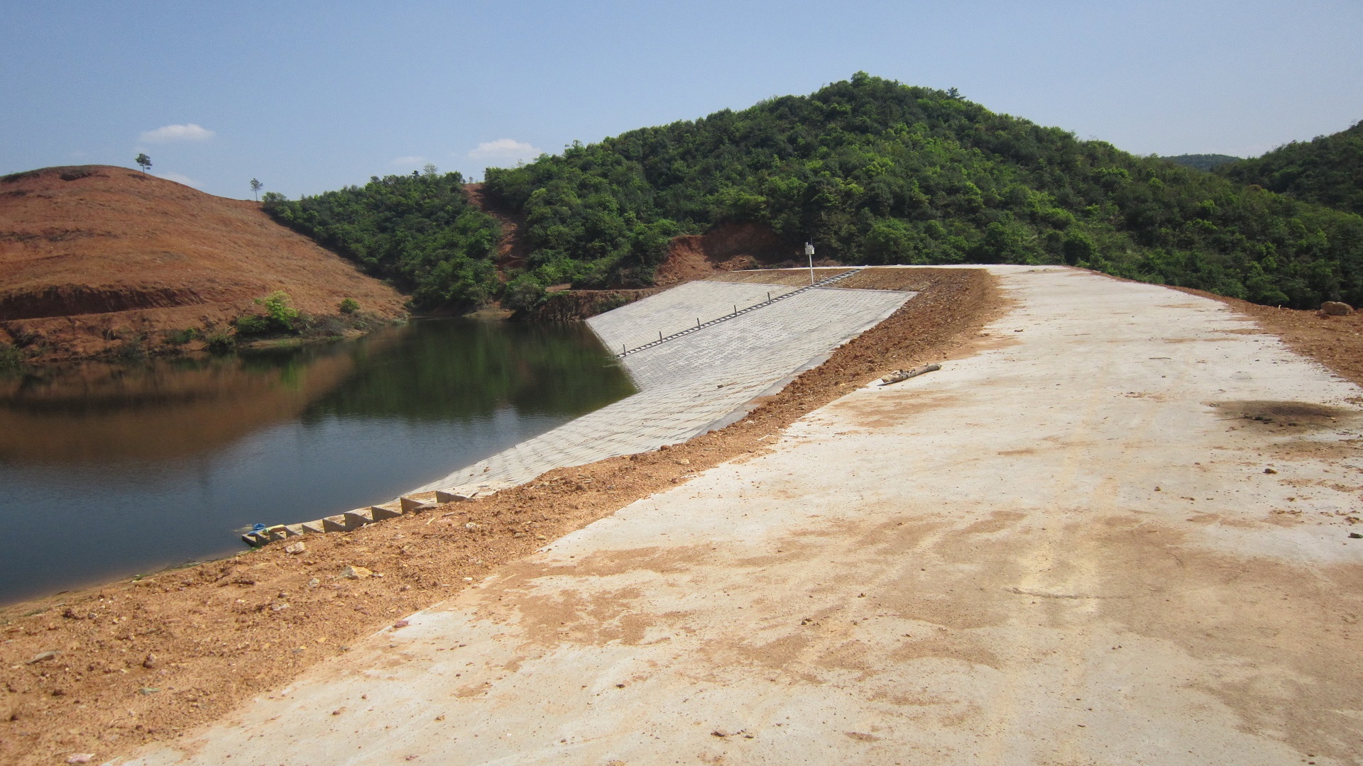 青龙山水库