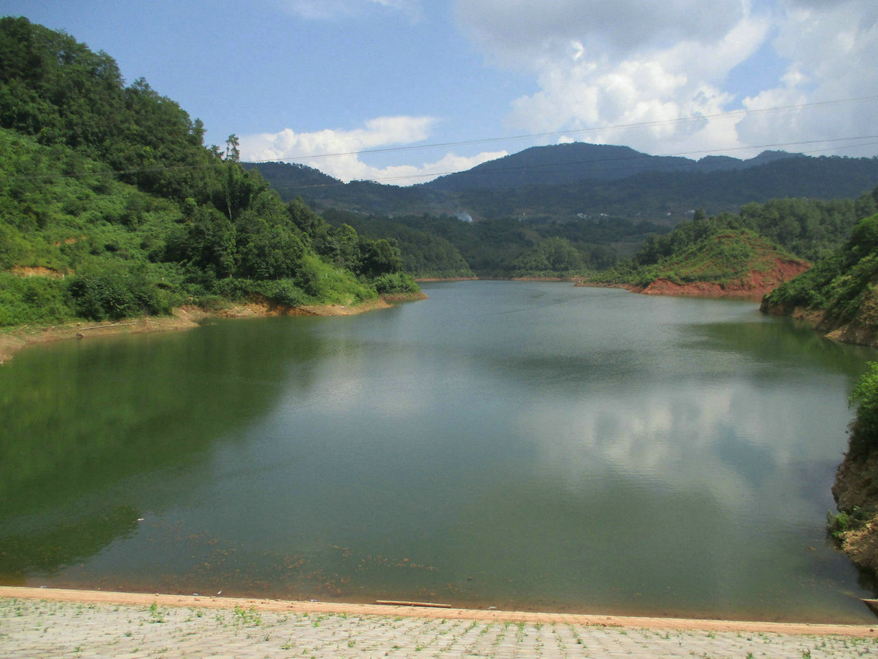 立觉河水库