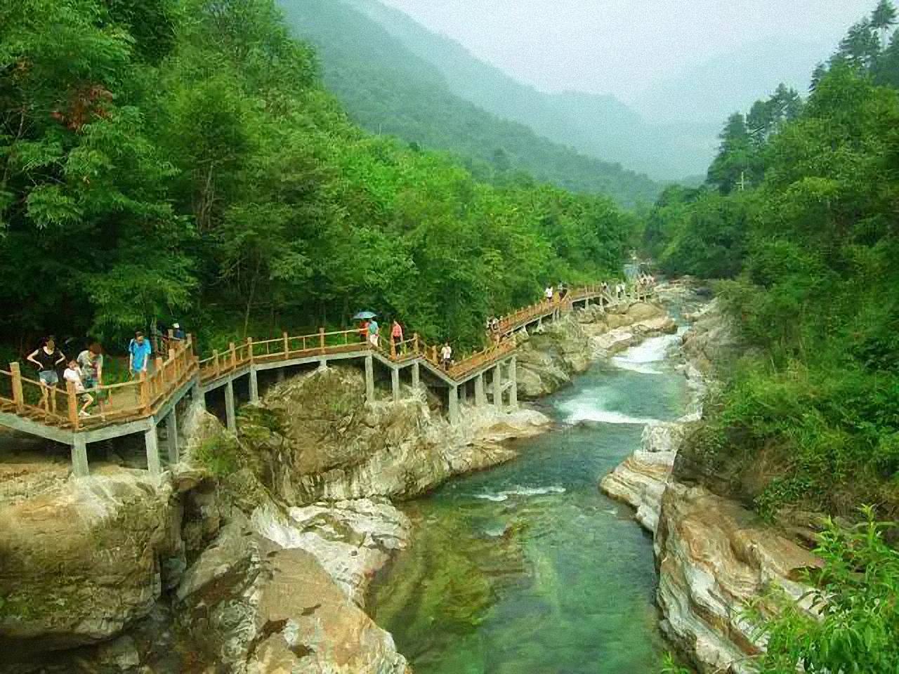 黄柏塬原生态风景区