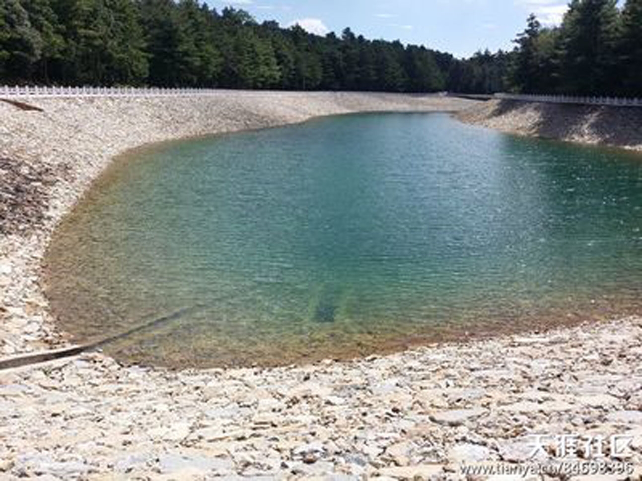 平顶玉湖