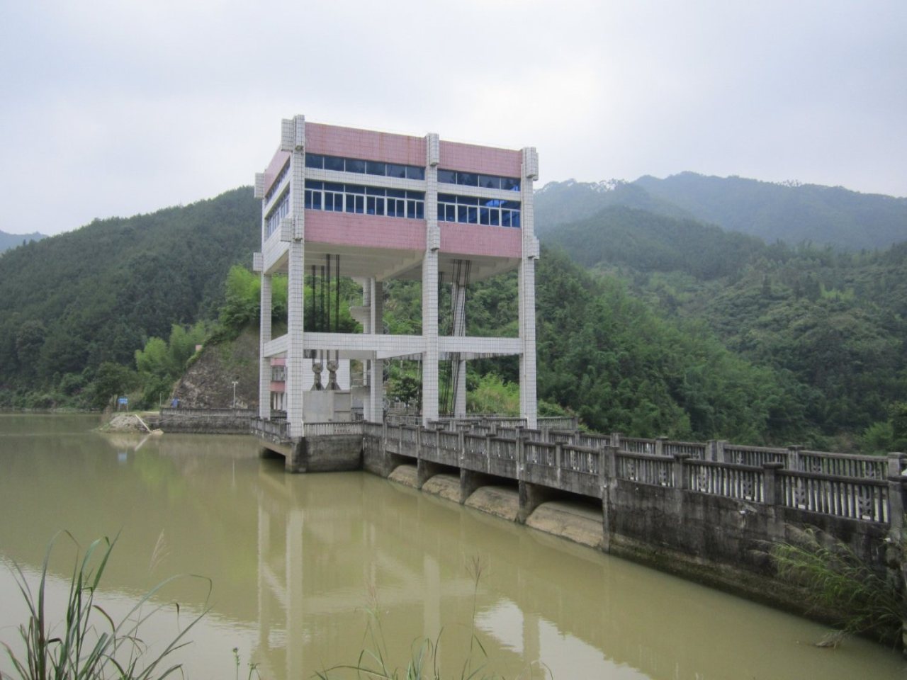 龙门滩三级水库