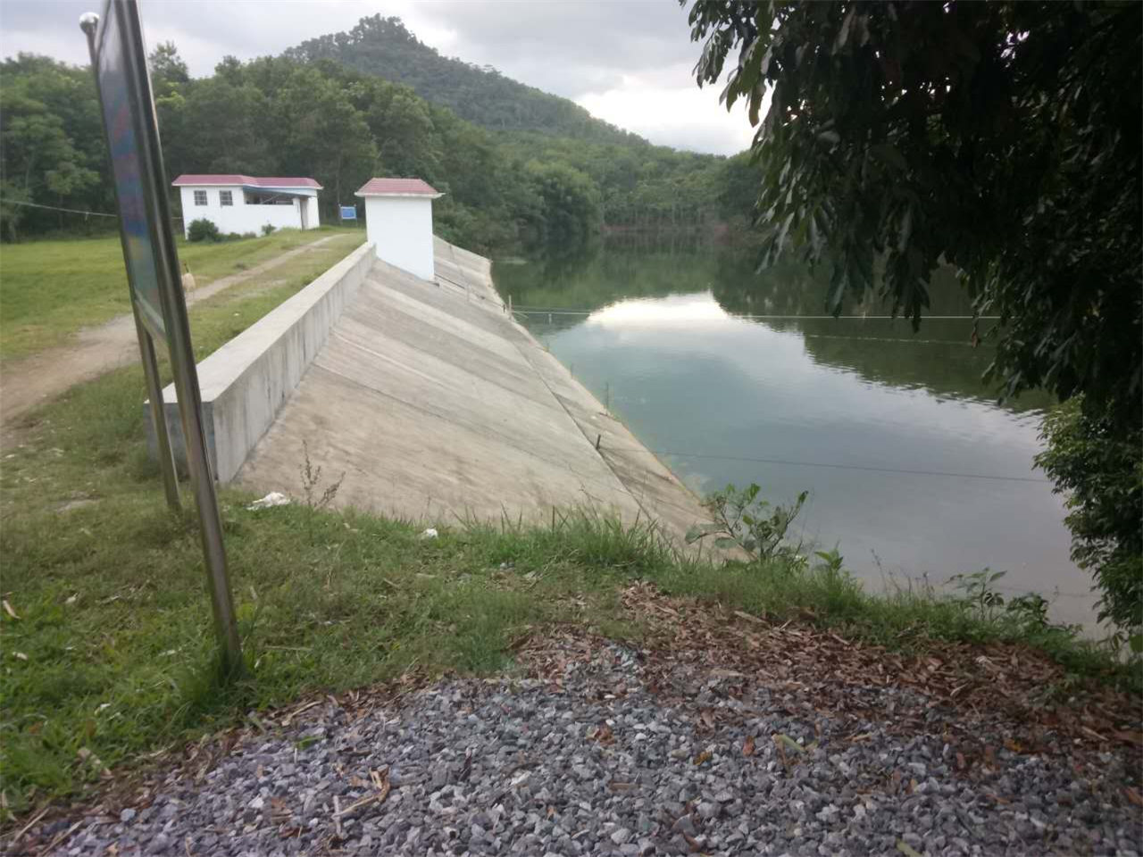 鸭头水库