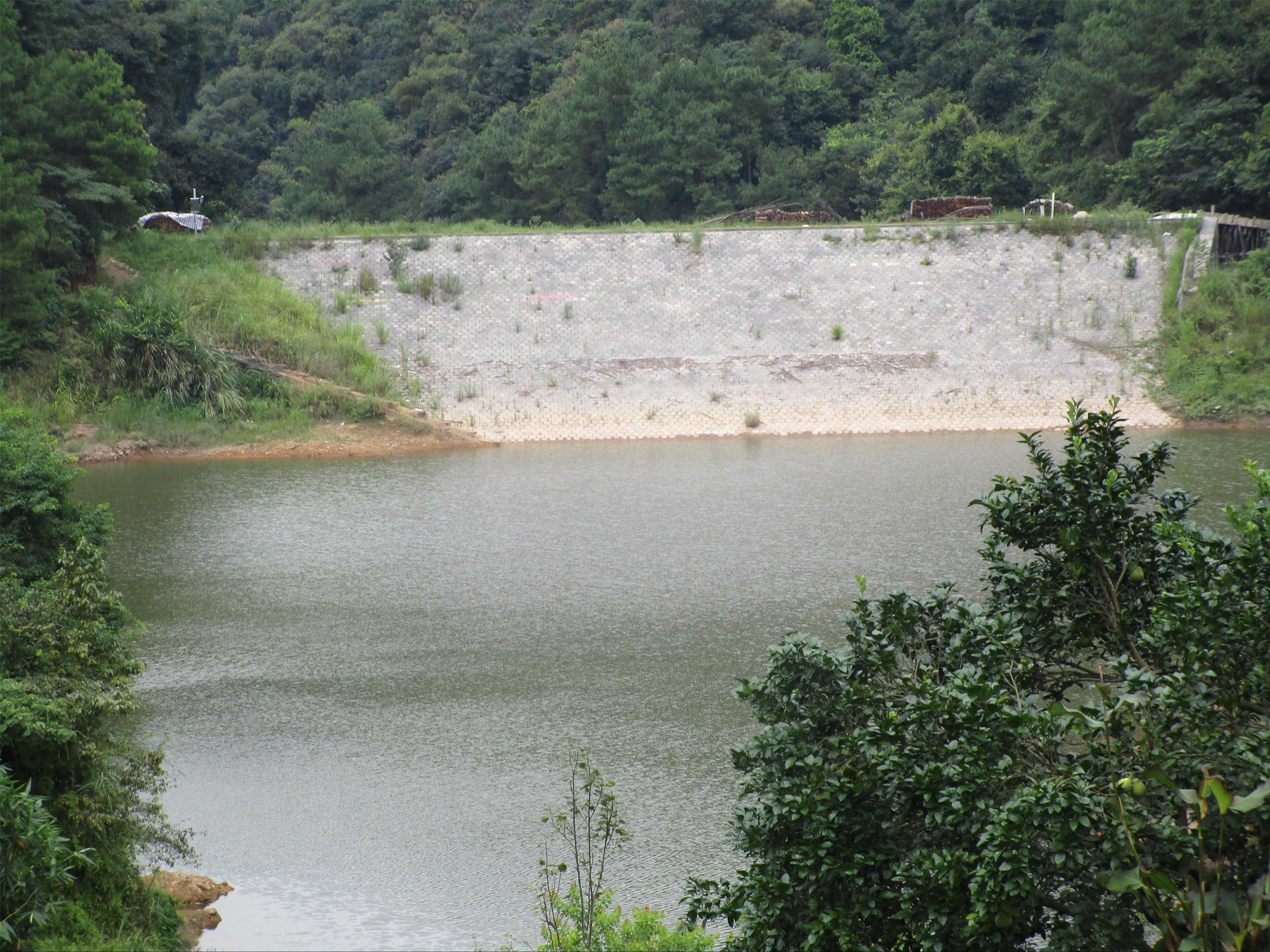 莲花山水库