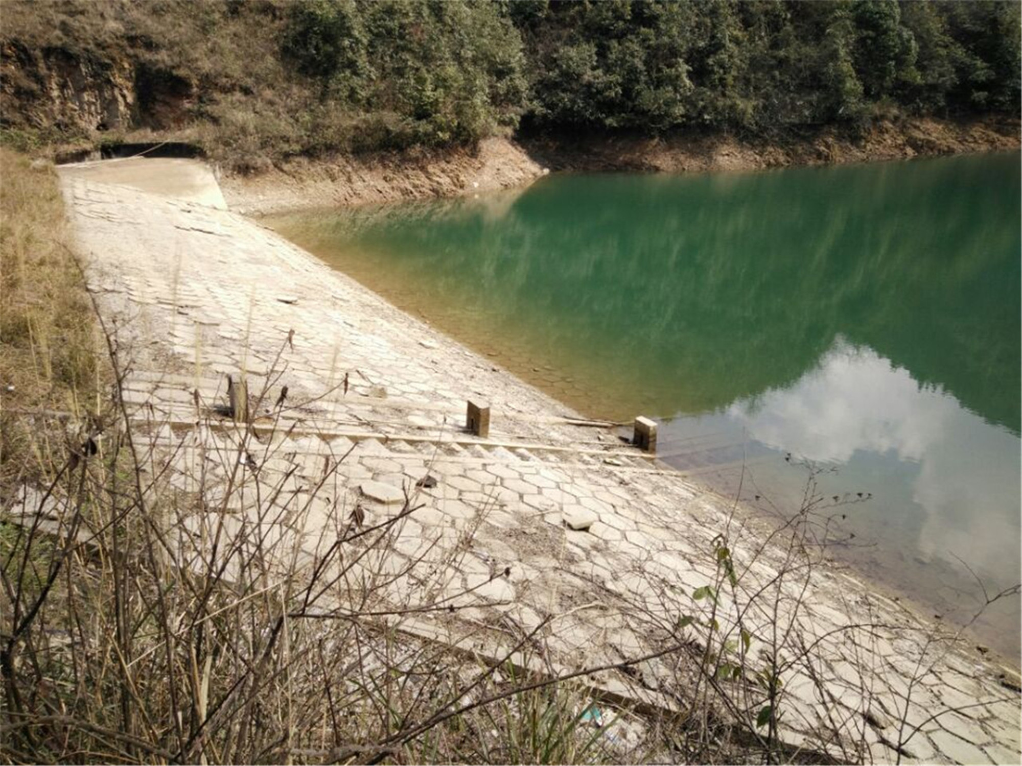 泥思沟水库