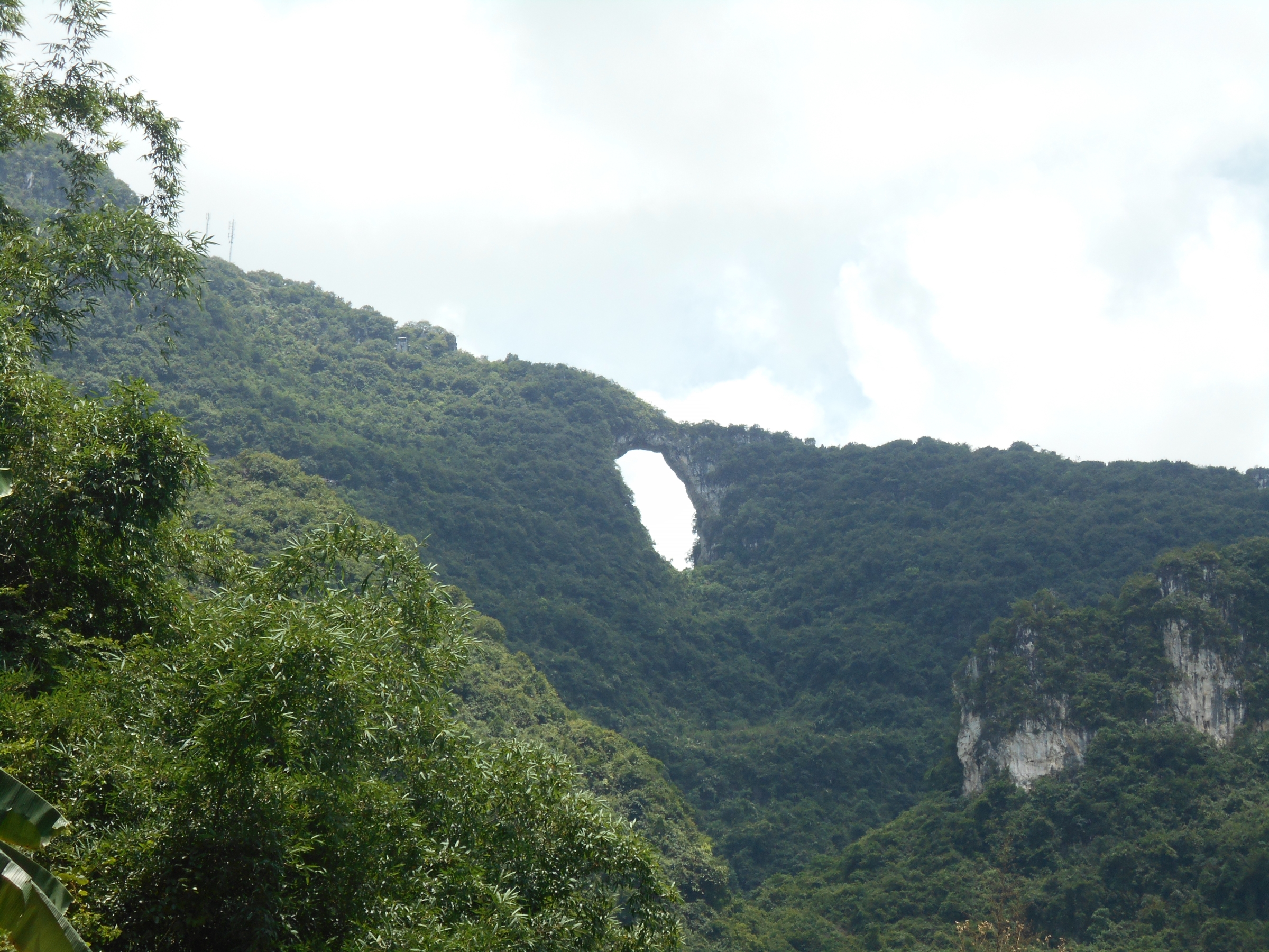 三才月亮山