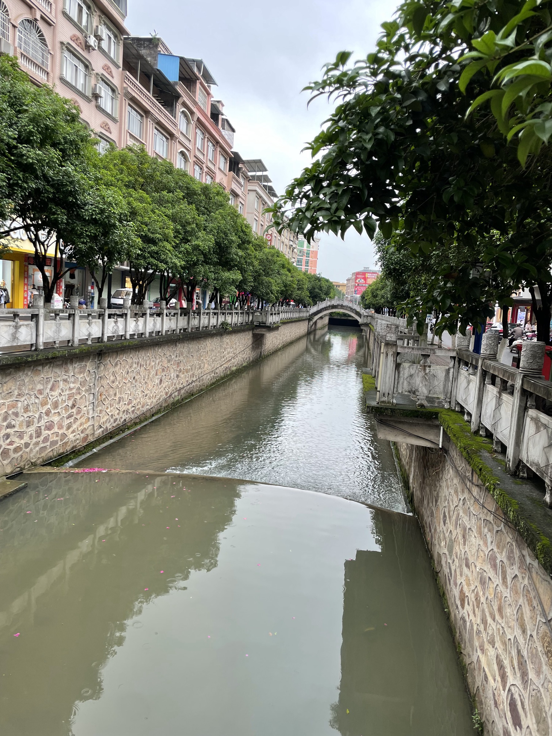 东江
