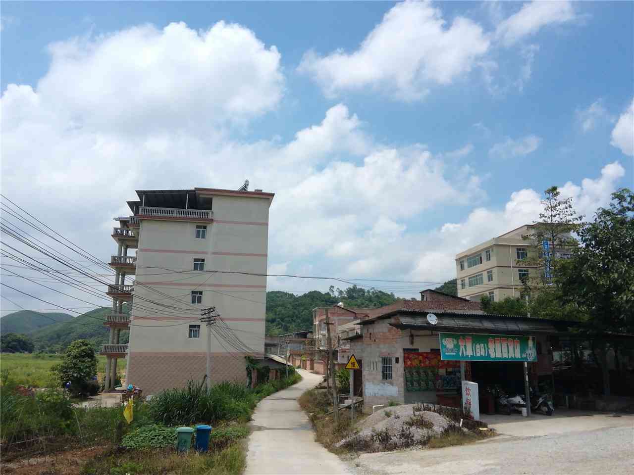 高峰河