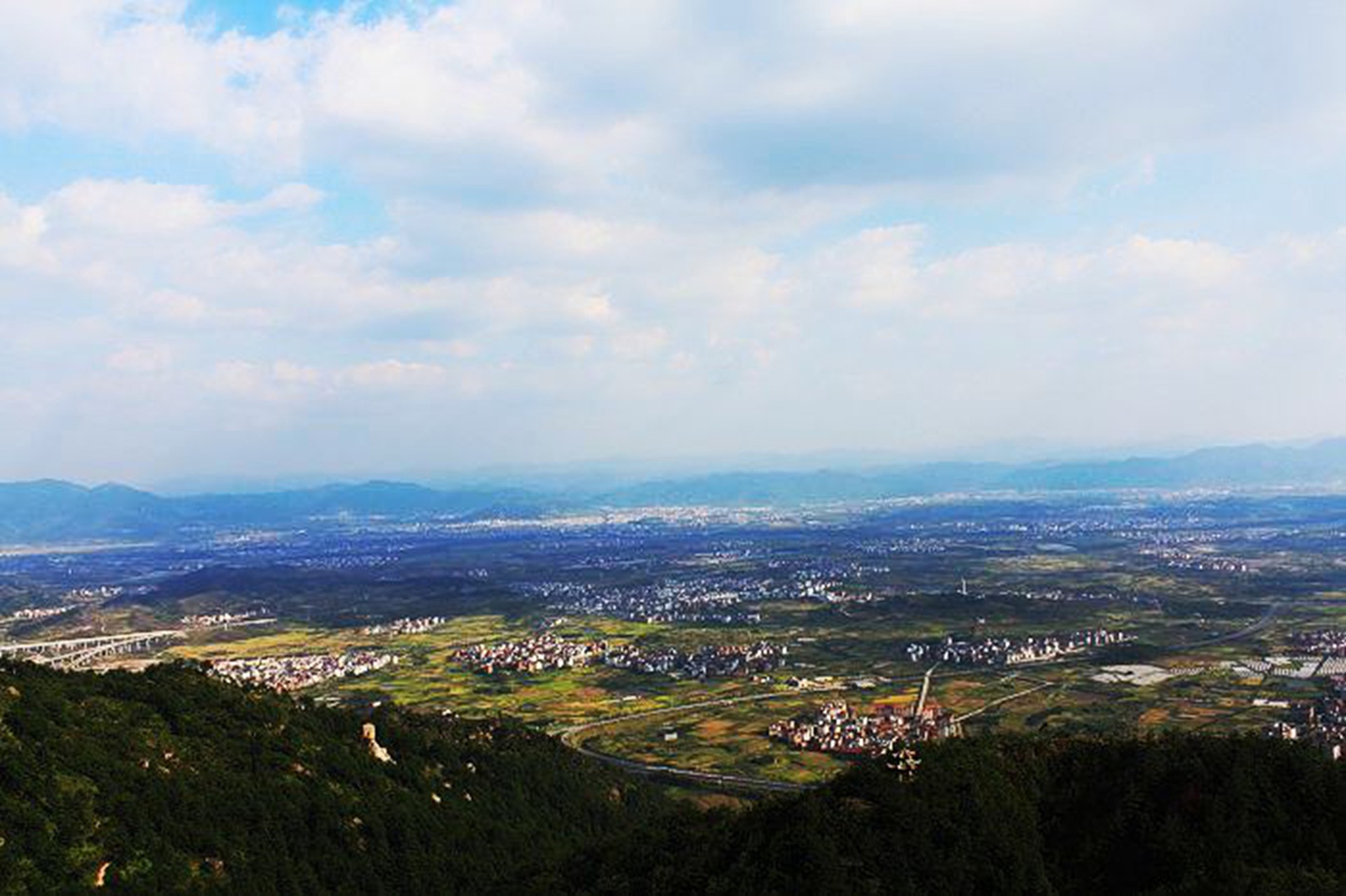 东阳市落鹤山风景名胜区