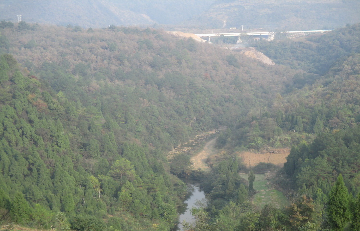 平桥峡谷